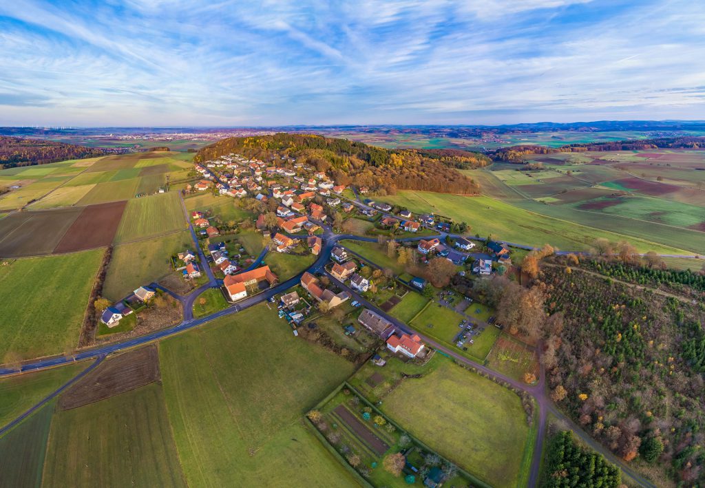 Luftbild aus Westen auf Goldhausen